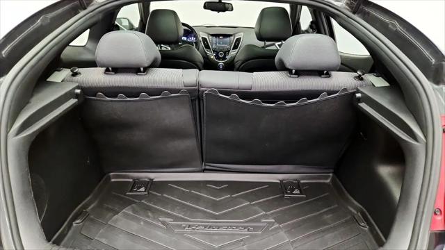 2016 Hyundai Veloster Base