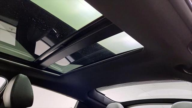 2016 Hyundai Veloster Base