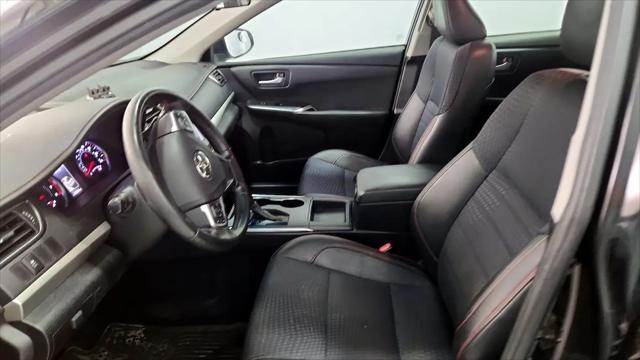 2015 Toyota Camry SE