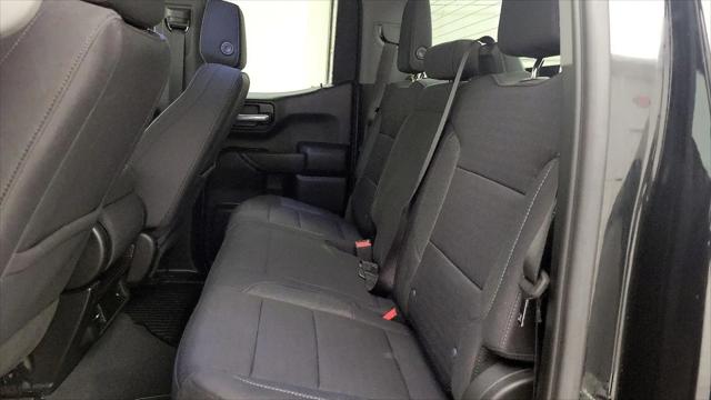 2023 Chevrolet Silverado 1500 4WD Double Cab Standard Bed Custom