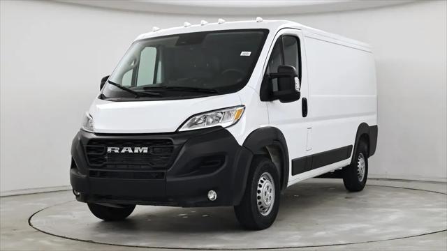 2025 Ram ProMaster 2500 Cargo Van Tradesman Low Roof 136" WB w/Pass Seat