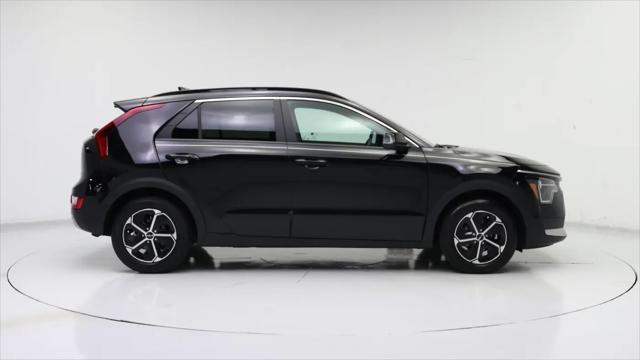 2025 Kia Niro EX