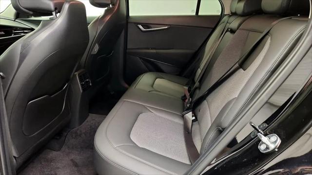 2025 Kia Niro EX