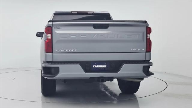 2023 Chevrolet Silverado 1500 2WD Crew Cab Short Bed Custom