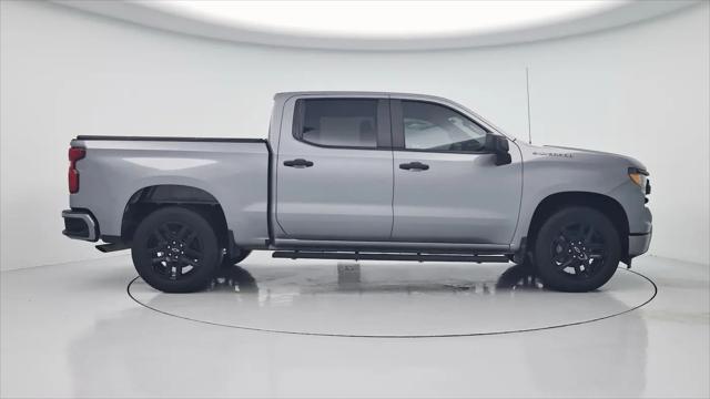 2023 Chevrolet Silverado 1500 2WD Crew Cab Short Bed Custom
