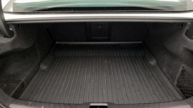 2024 Volvo S60 B5 Ultimate Dark Theme