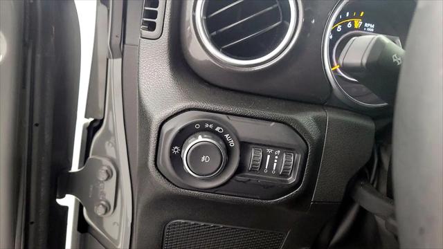 2022 Jeep Wrangler Unlimited Sahara Altitude 4x4