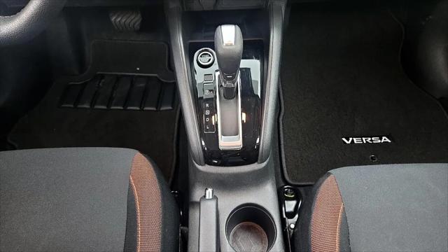 2024 Nissan Versa 1.6 SR