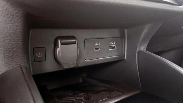 2024 Nissan Versa 1.6 SR