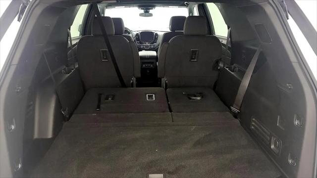 2023 Chevrolet Traverse FWD LT Cloth