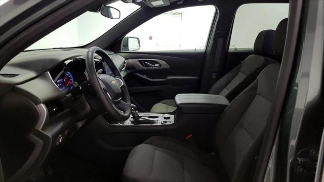 2023 Chevrolet Traverse FWD LT Cloth