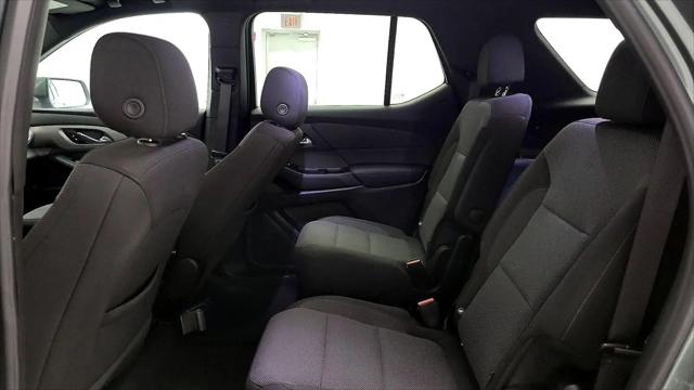 2023 Chevrolet Traverse FWD LT Cloth