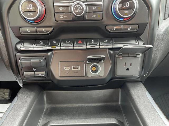 2021 Chevrolet Silverado 1500 4WD Crew Cab Short Bed RST