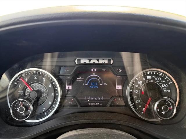2022 Ram 1500 Big Horn Crew Cab 4x4 5'7" Box
