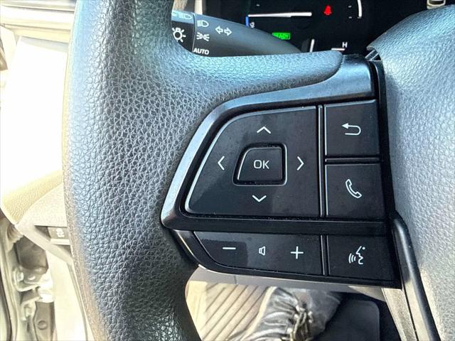 2022 Toyota Sienna LE
