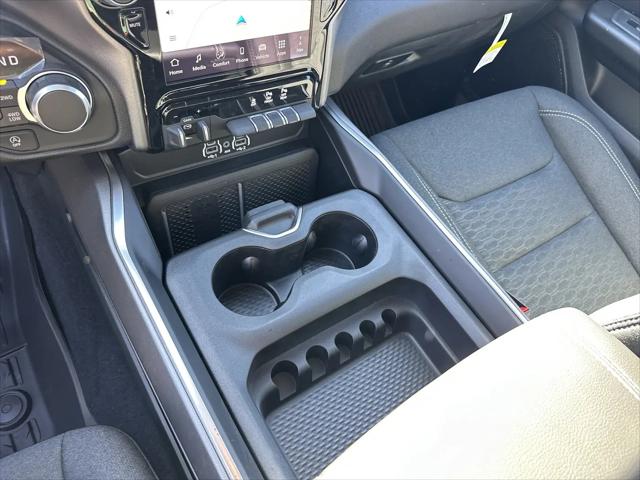 2026 Ram 1500 Big Horn Crew Cab 4x4 5'7" Box