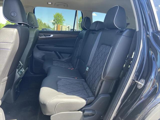 2026 Volkswagen Atlas SEL Premium R-Line