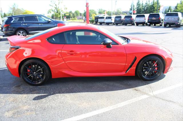 2024 Toyota GR86 Premium