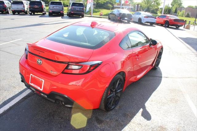 2024 Toyota GR86 Premium