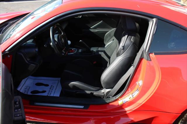 2024 Toyota GR86 Premium