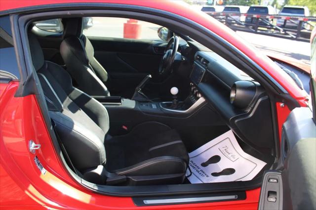 2024 Toyota GR86 Premium