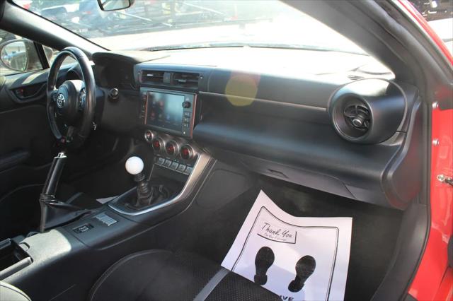 2024 Toyota GR86 Premium