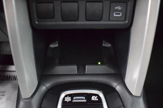 2024 Toyota Corolla Cross Hybrid SE