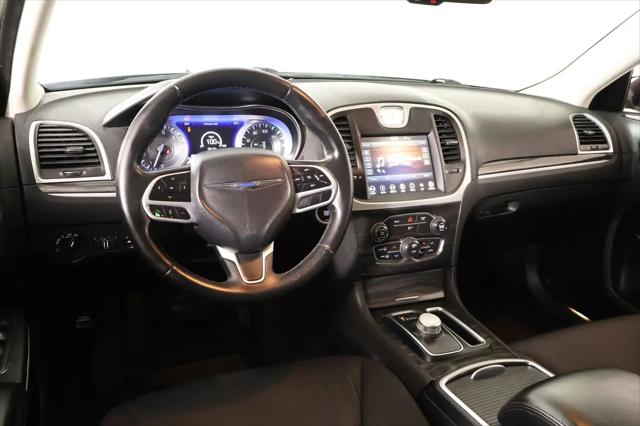 2019 Chrysler 300 Touring