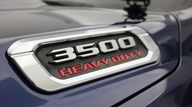 2020 Ram 3500 Laramie Crew Cab 4x4 8' Box