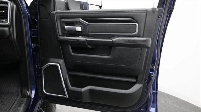 2020 Ram 3500 Laramie Crew Cab 4x4 8' Box