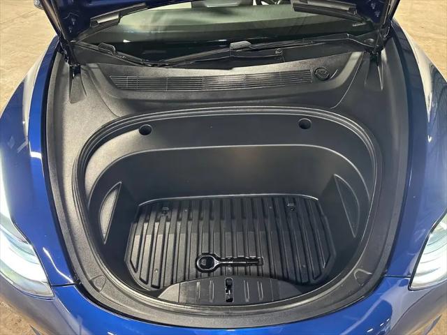 2021 Tesla Model 3 Standard Range Plus Rear-Wheel Drive