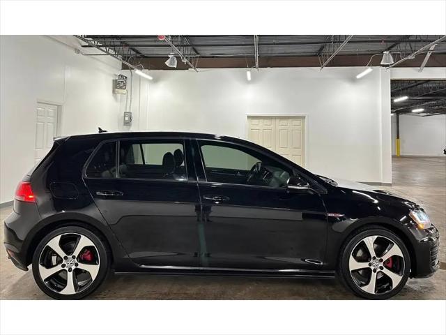 2016 Volkswagen Golf GTI SE 4-Door