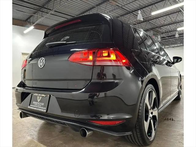 2016 Volkswagen Golf GTI SE 4-Door