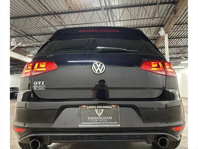 2016 Volkswagen Golf GTI SE 4-Door