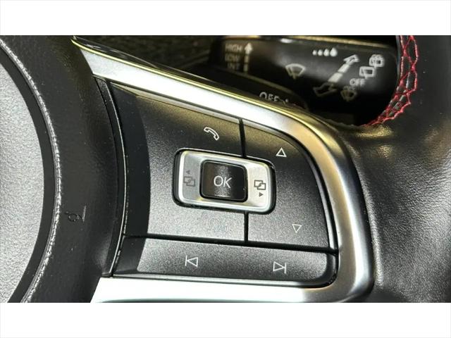 2016 Volkswagen Golf GTI SE 4-Door