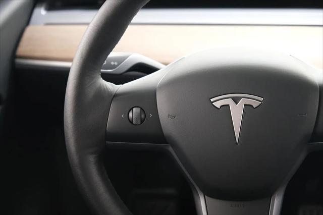 2022 Tesla Model Y Performance Dual Motor All-Wheel Drive
