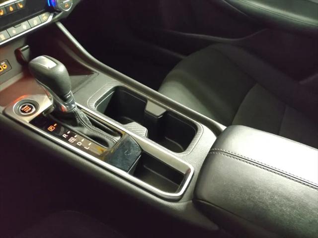 2023 Nissan Sentra SV Xtronic CVT