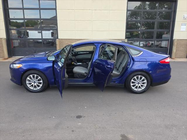 2015 Ford Fusion S