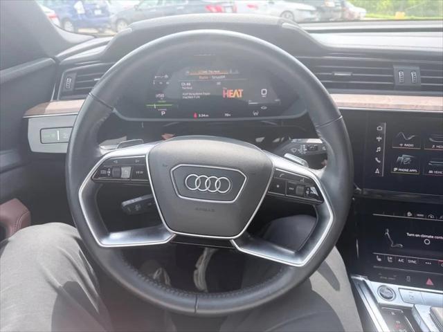 2021 Audi e-tron Prestige quattro
