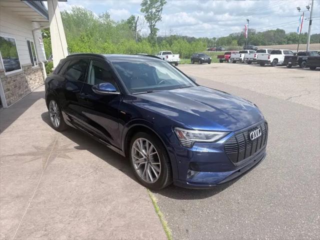 2021 Audi e-tron Prestige quattro