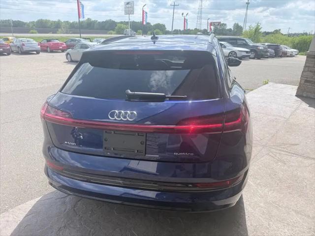 2021 Audi e-tron Prestige quattro