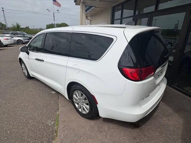 2021 Chrysler Voyager L