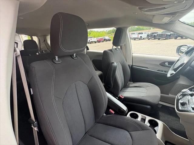 2021 Chrysler Voyager L