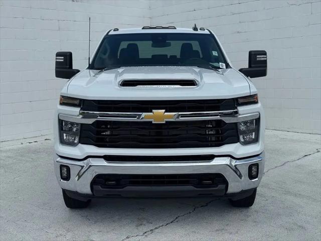 2026 Chevrolet Silverado 3500HD Crew Cab, Long Bed, LT Dual Rear Wheel, RWD
