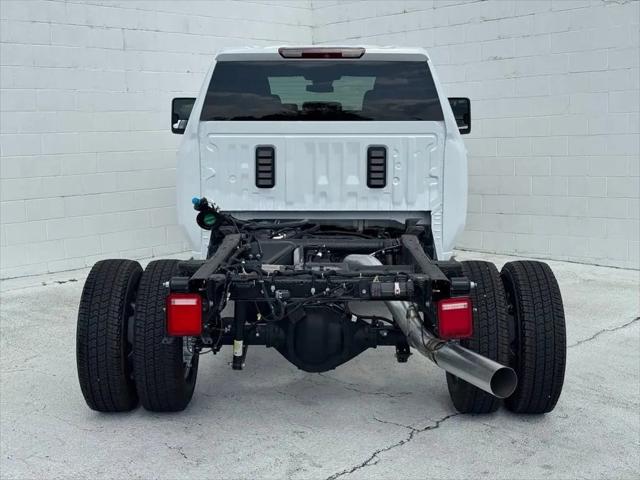 2026 Chevrolet Silverado 3500HD Crew Cab, Long Bed, LT Dual Rear Wheel, RWD
