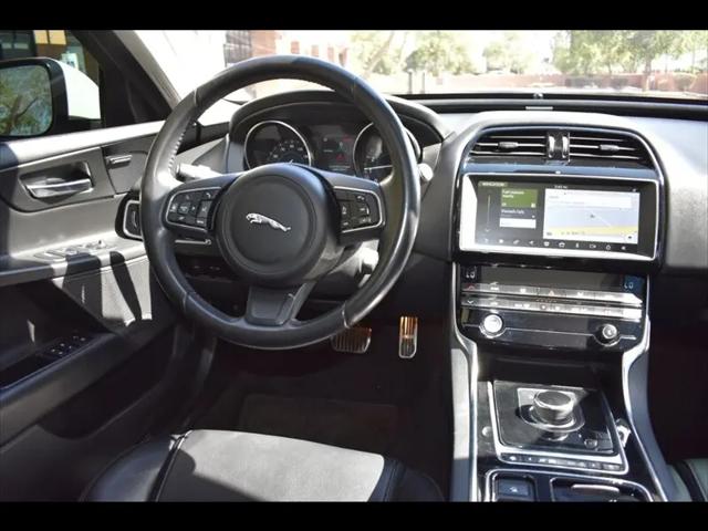 2019 Jaguar XE 30t Premium