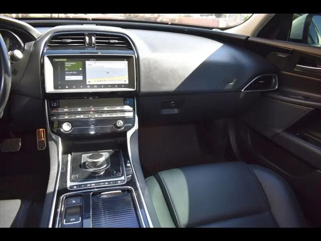 2019 Jaguar XE 30t Premium