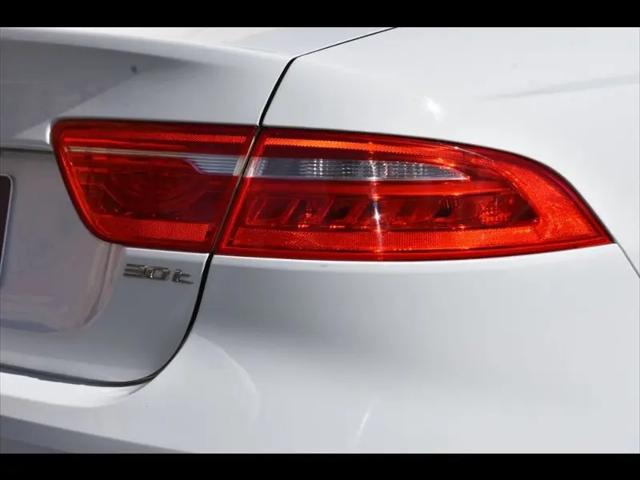 2019 Jaguar XE 30t Premium