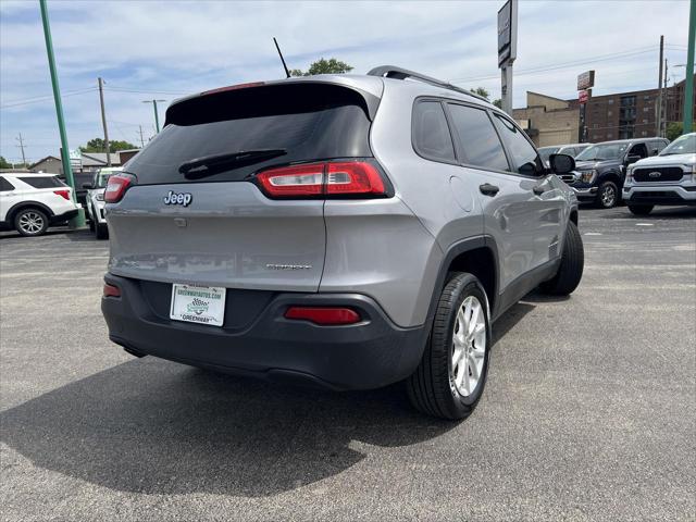 2015 Jeep Cherokee Sport