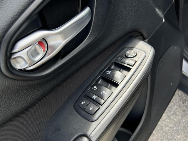 2015 Jeep Cherokee Sport